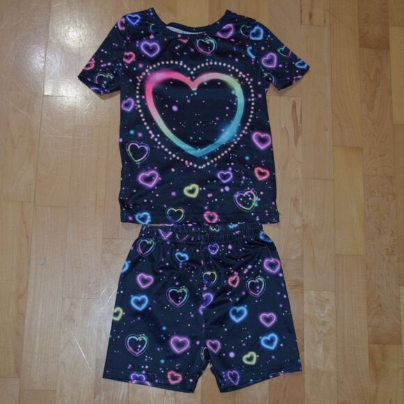 UV Shines Girls' Sz 7 Shirt & Shorts Heart Pattern Tight-Fitting Pajamas - Picture 1 of 3